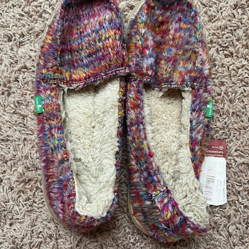 Sanuk Multicolored Knit Women’s Moccasins with Cream Lining